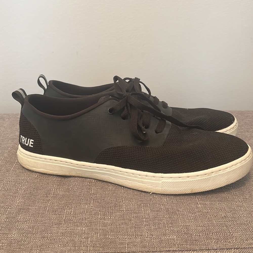 True linkswear size 10.5 men’s shoe EUC